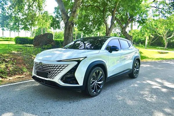 2023 Changan UNI-T — foto 2 / 8