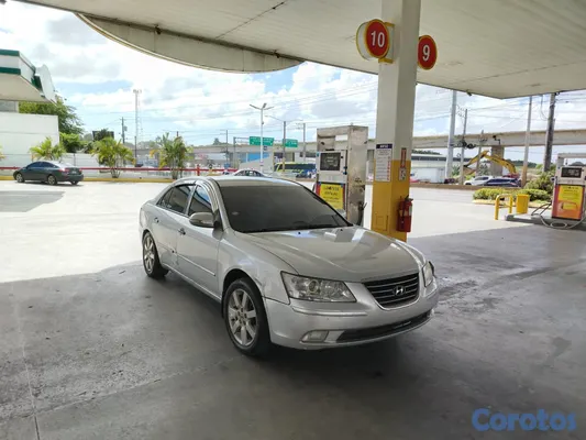 2010 Hyundai Sonata — foto 3 / 4