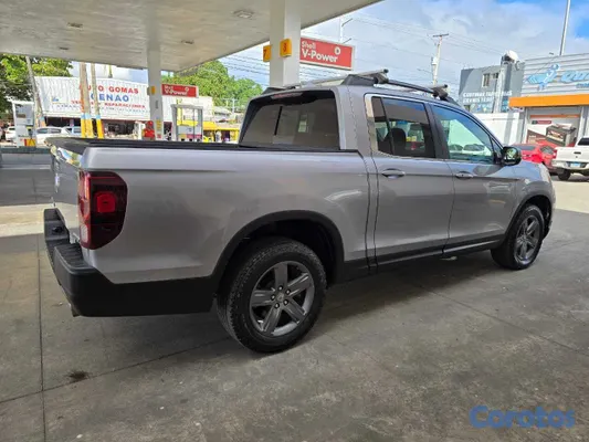 2022 Honda Ridgeline — foto 3 / 18