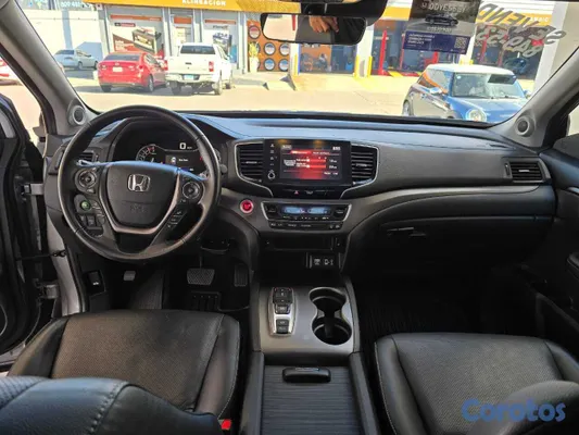 2022 Honda Ridgeline — foto 17 / 18
