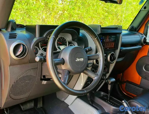 2010 Jeep Wrangler — foto 6 / 7