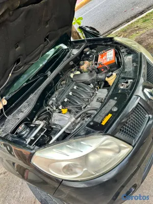 2011 Renault Reanult sandero — foto 7 / 9