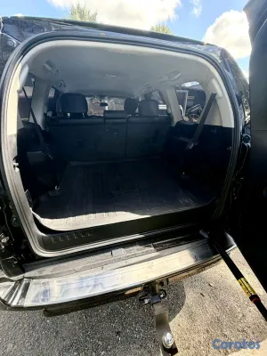 2023 Toyota Land Cruiser Prado — foto 9 / 12