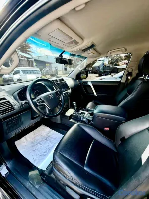 2023 Toyota Land Cruiser Prado — foto 10 / 12