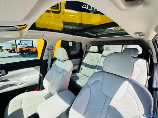 2021 Kia Sorento — foto 9 / 10