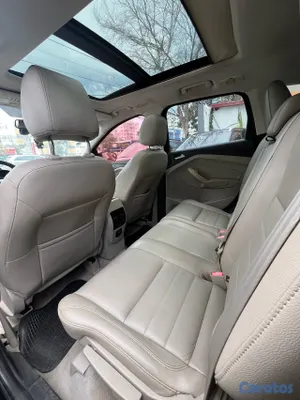 2014 Ford Escape — foto 5 / 10