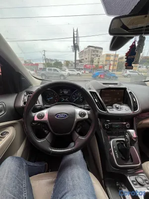 2014 Ford Escape — foto 8 / 10