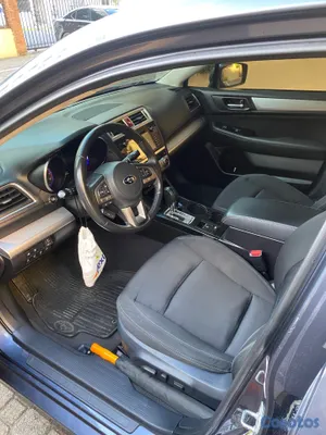 2017 Subaru Legacy — foto 6 / 8