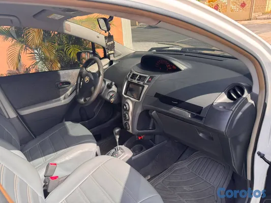 2009 Toyota Vitz