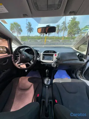 2013 Honda Fit — foto 2 / 8