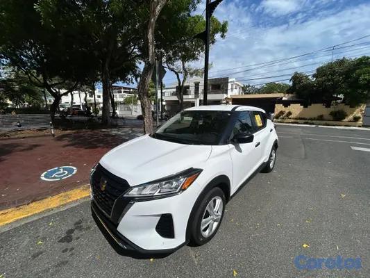 2021 Nissan Kicks — foto 2 / 10