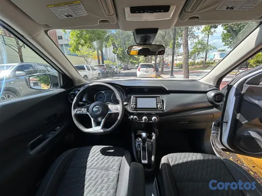 2021 Nissan Kicks — foto 6 / 10
