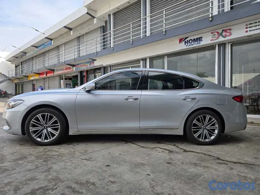 2018 Hyundai Grandeur — foto 12 / 12