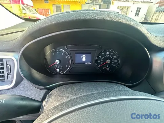 2020 Kia Sorento — foto 2 / 12