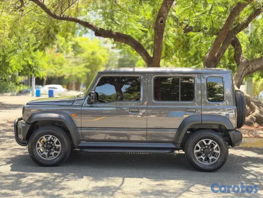 2025 Suzuki Jimny
