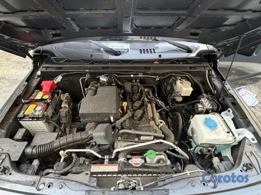 2025 Suzuki Jimny — foto 7 / 13