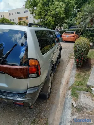 2000 Mitsubishi Montero — foto 6 / 9