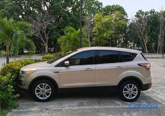 2017 Ford Escape — foto 4 / 6