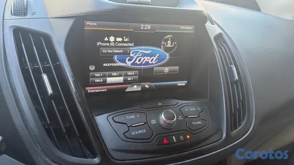 2014 Ford Escape — foto 2 / 9