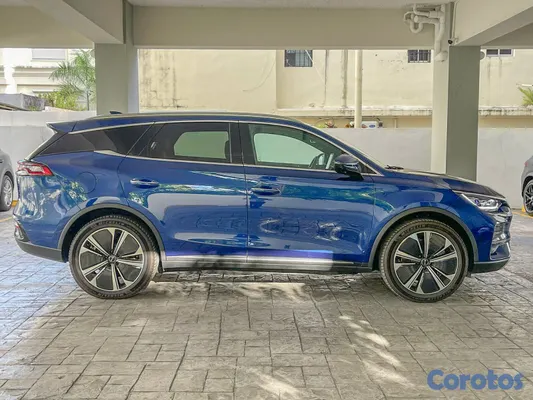 2026 BYD Tang