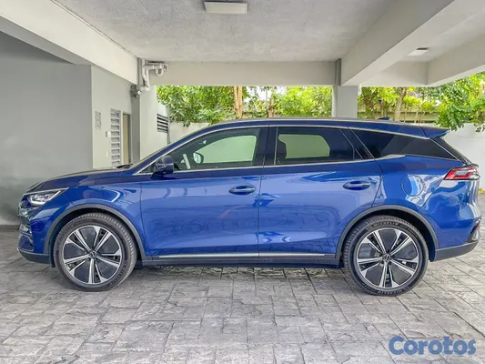 2026 BYD Tang — foto 12 / 13