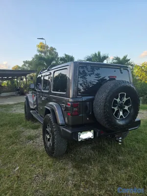 2018 Jeep Sahara — foto 5 / 15
