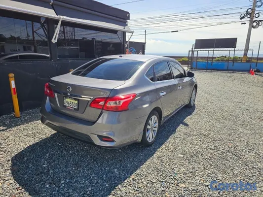2016 Nissan Sentra — foto 4 / 5