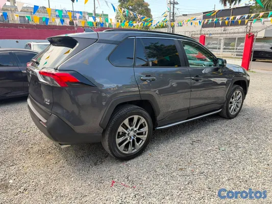 2025 Toyota Rav-4 — foto 5 / 10