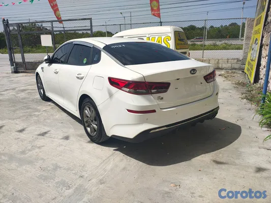 2022 Kia K-5 — foto 4 / 10