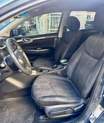 2016 Nissan Sentra — foto 10 / 11