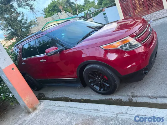 2013 Ford Explorer — foto 4 / 5