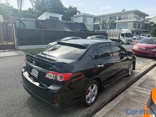 2013 Toyota Corolla — foto 2 / 10