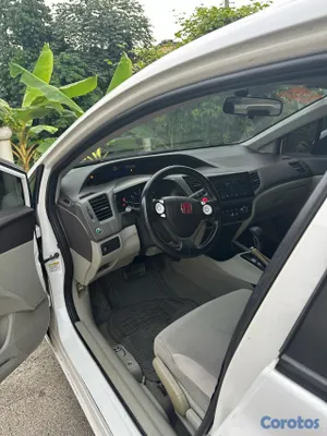 2012 Honda Civic — foto 7 / 9