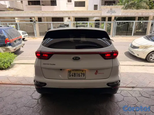 2021 Kia Sportage — foto 12 / 19