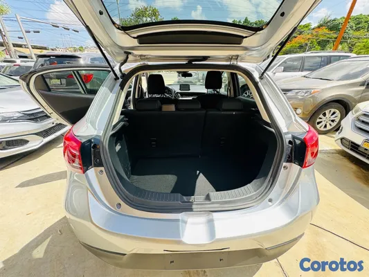 2019 Mazda Demio — foto 5 / 10