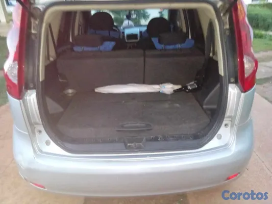 2012 Nissan Note — foto 10 / 10