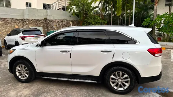 2015 Kia Sorento — foto 4 / 10