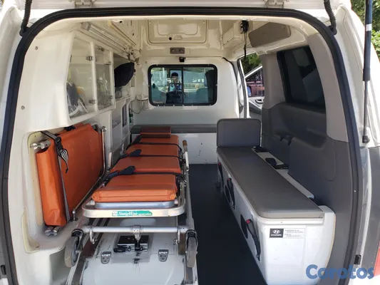 2015 Hyundai Grand Starex — foto 4 / 11