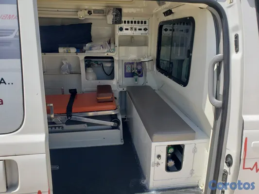2015 Hyundai Grand Starex — foto 8 / 11
