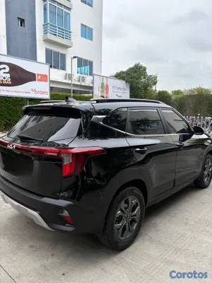 2025 Kia Seltos — foto 4 / 11
