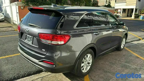 2018 Kia Sorento — foto 2 / 11