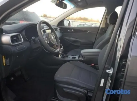 2018 Kia Sorento — foto 8 / 11