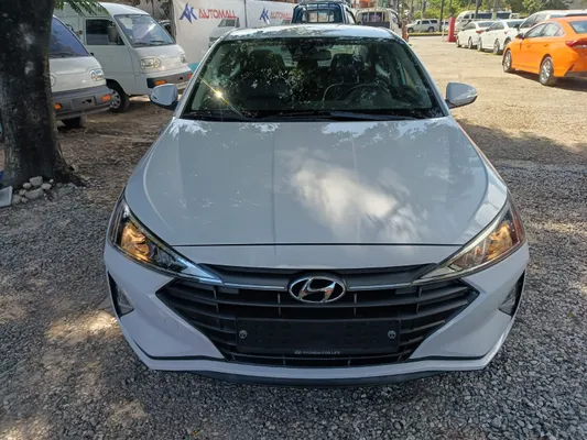 2019 Hyundai Avante — foto 2 / 10