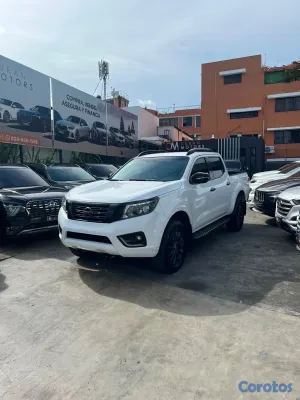 2020 Nissan Frontier — foto 1 / 11