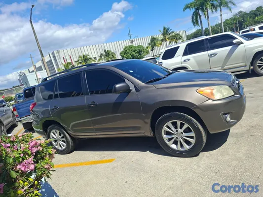 2011 Toyota Rav-4 — foto 5 / 5