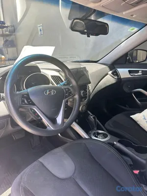 2012 Hyundai hiunday veloster — foto 5 / 8