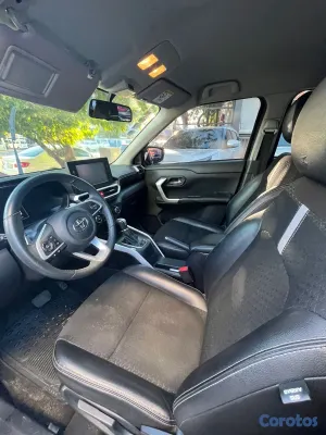 2022 Toyota Raize — foto 4 / 10