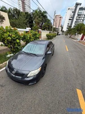 2010 Toyota Corolla — foto 2 / 5