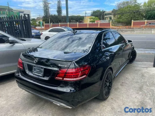 2015 Mercedes-Benz Clase E — foto 5 / 10