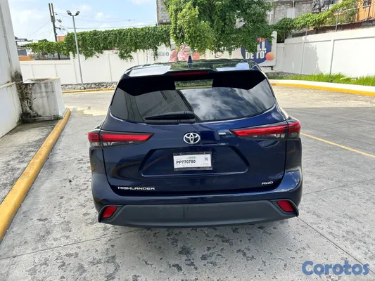 2021 Toyota Highlander — foto 10 / 11